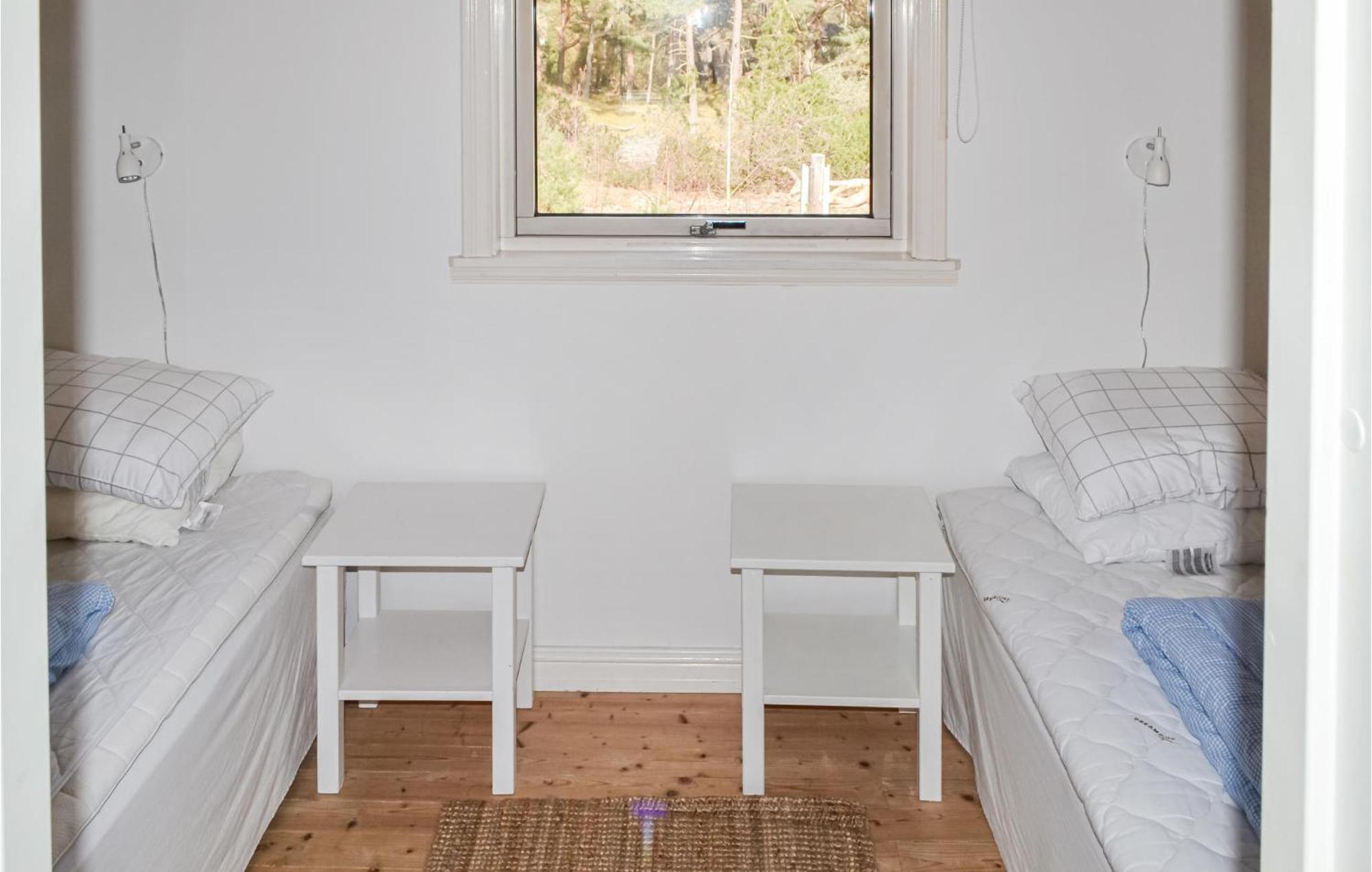 Gorgeous Home In Borrby With Wifi Bagian luar foto