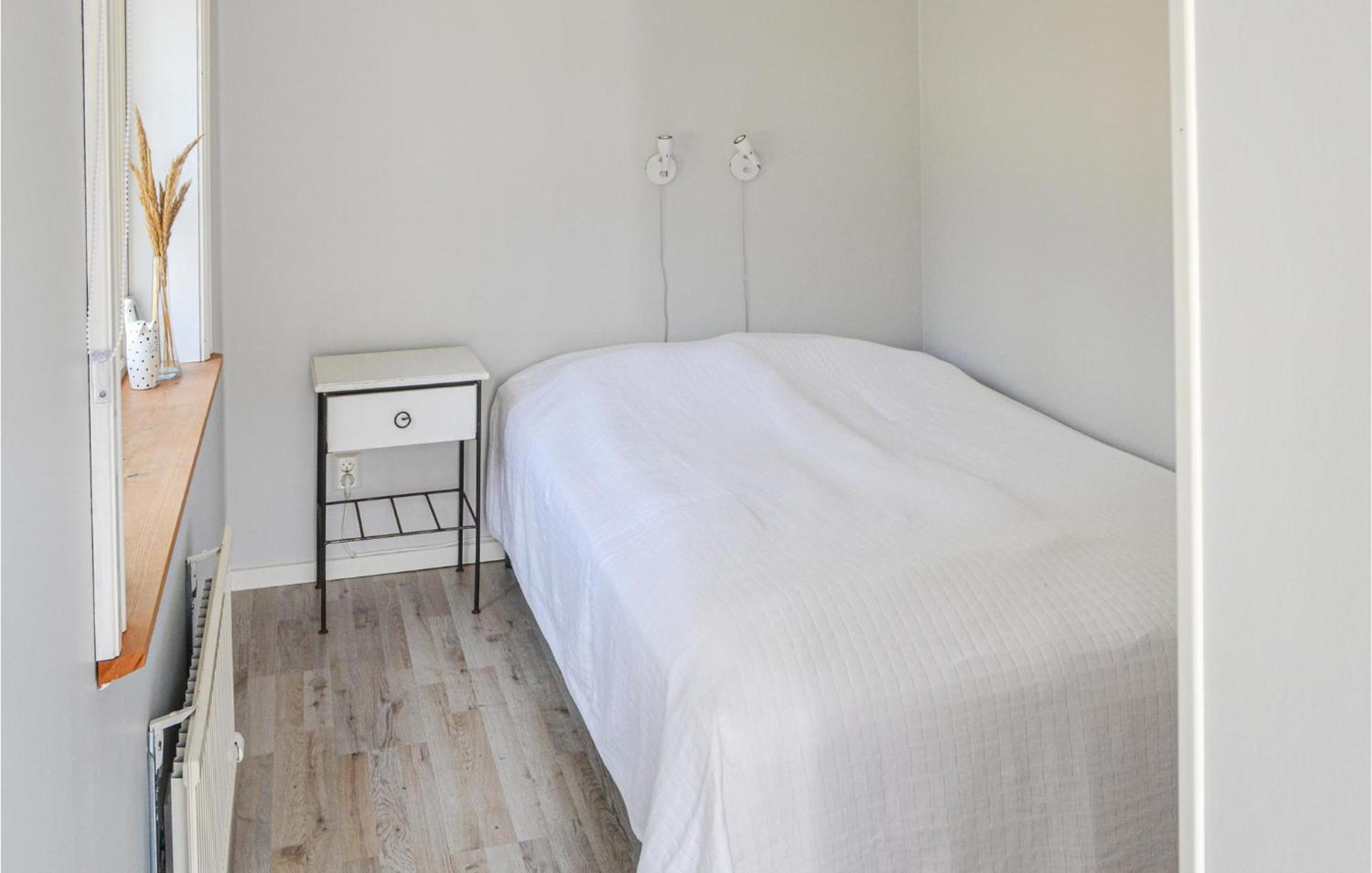 Gorgeous Home In Borrby With Wifi Bagian luar foto