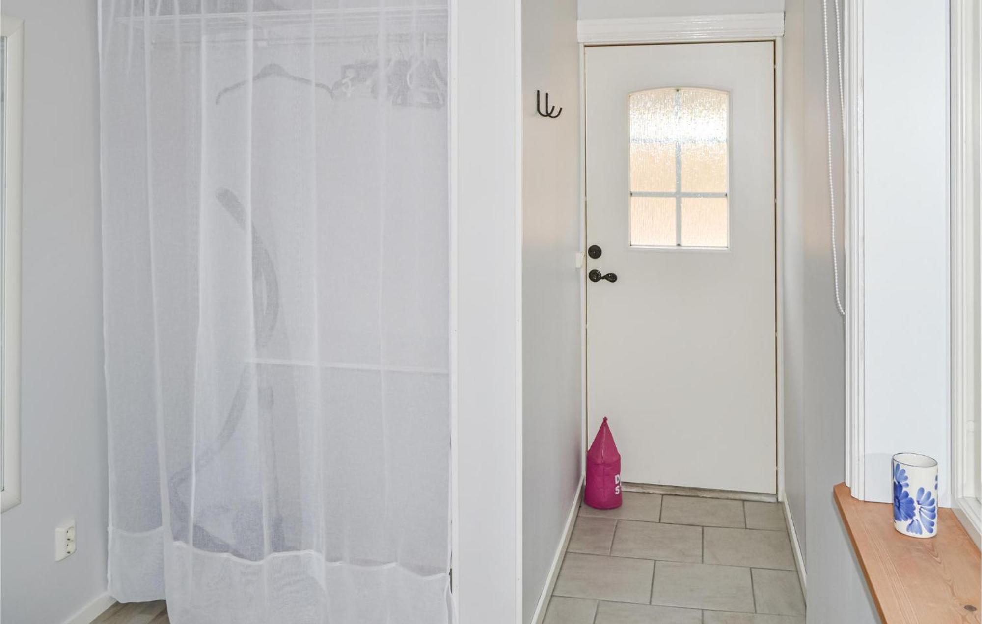 Gorgeous Home In Borrby With Wifi Bagian luar foto